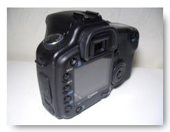 デジタル一眼レフカメラcanon：EOS 30Dナナメ